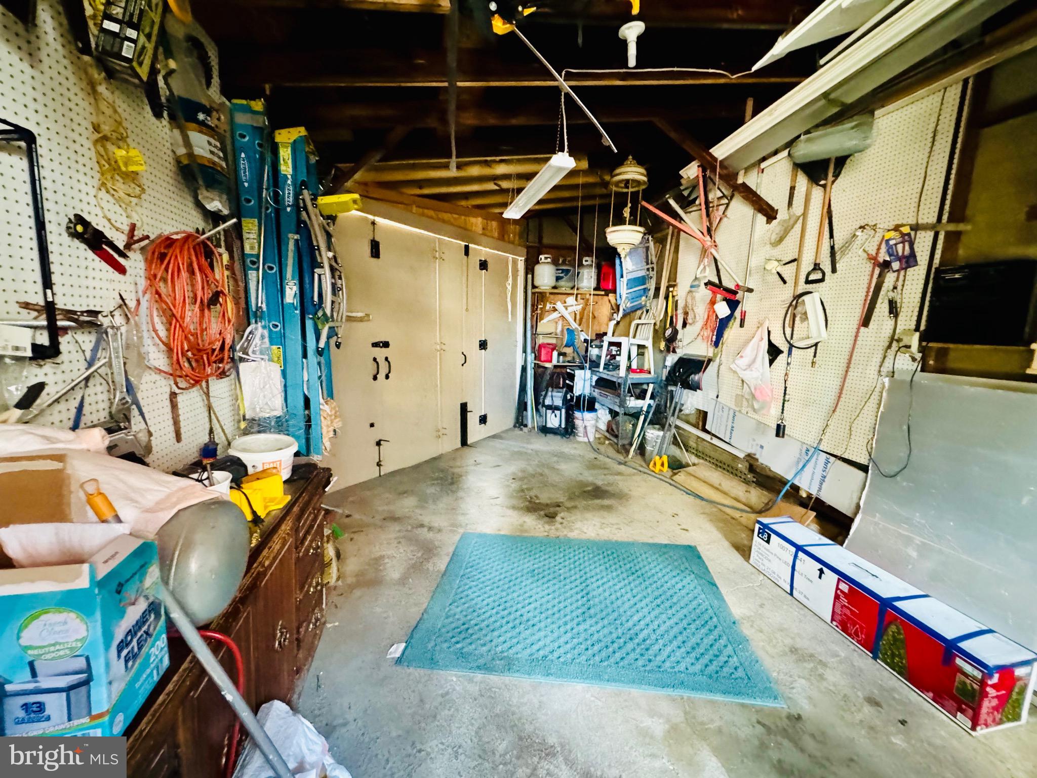 NORTHEAST READING - Residential