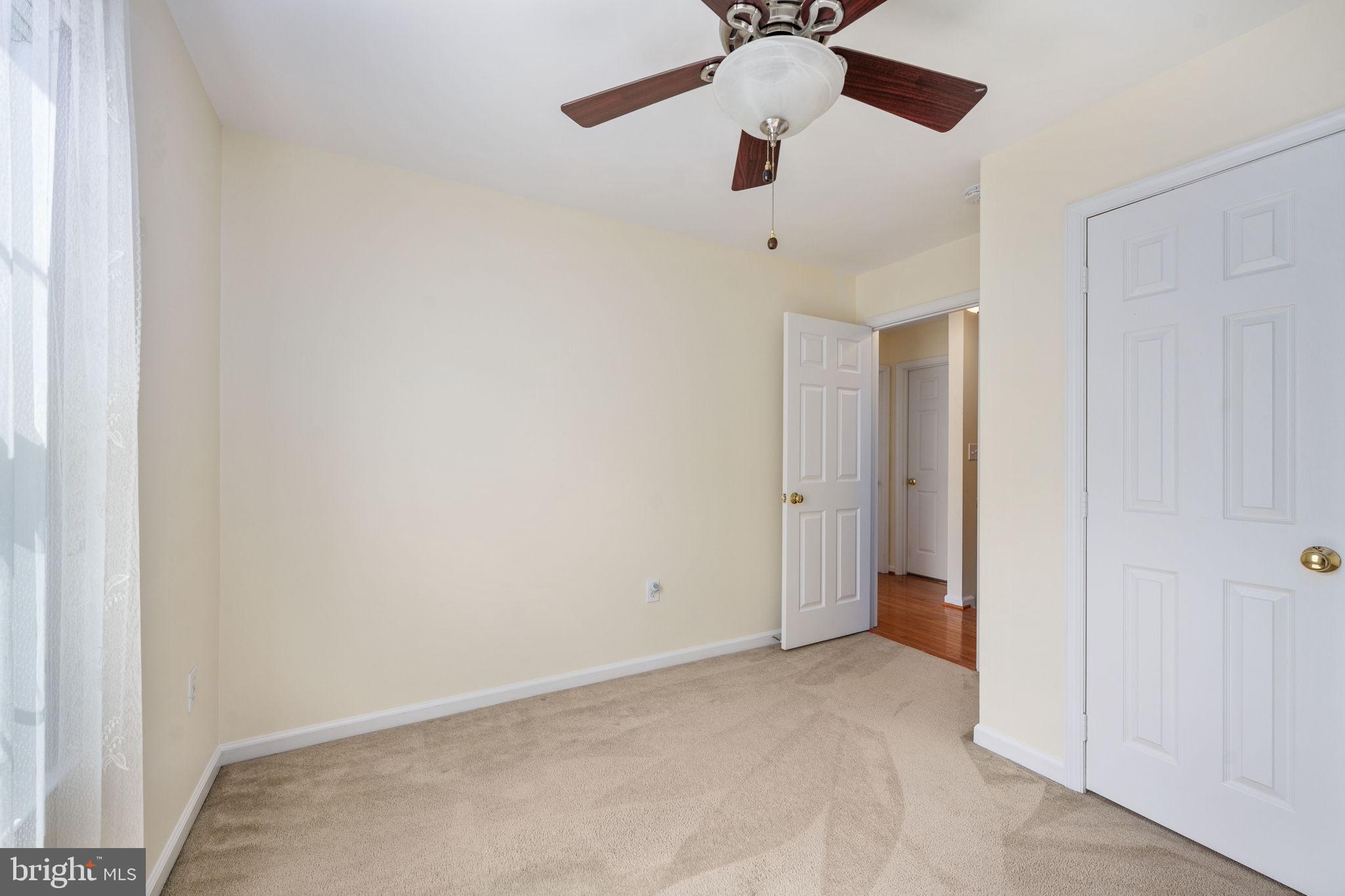 HAMPTON OAKS - Residential