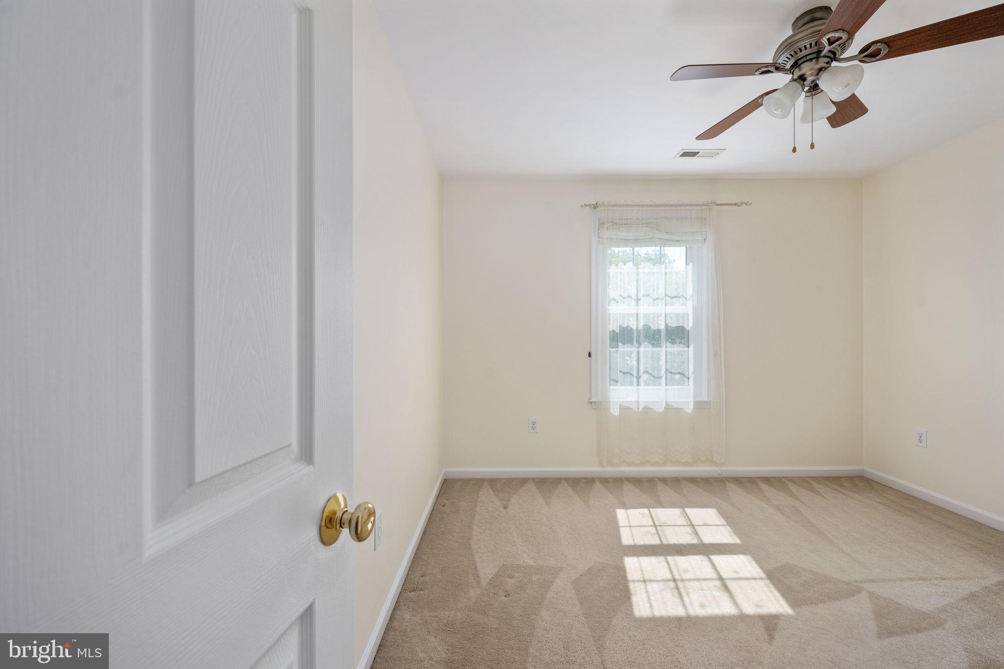 HAMPTON OAKS - Residential