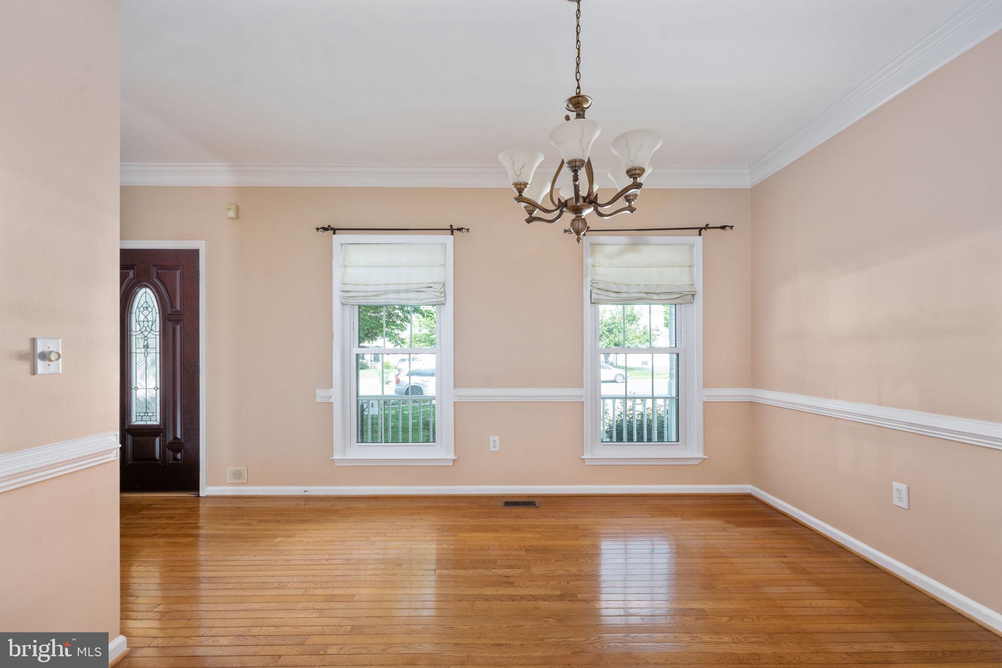 HAMPTON OAKS - Residential
