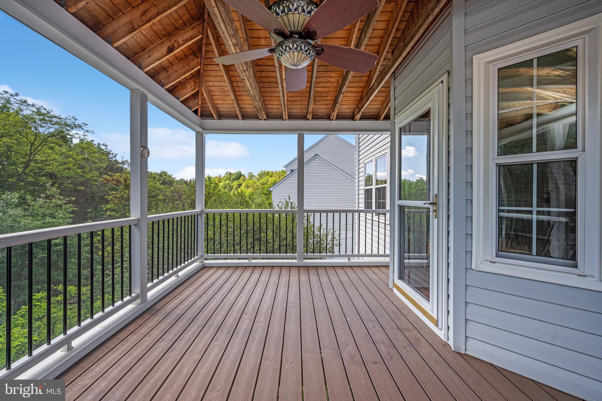 HAMPTON OAKS - Residential