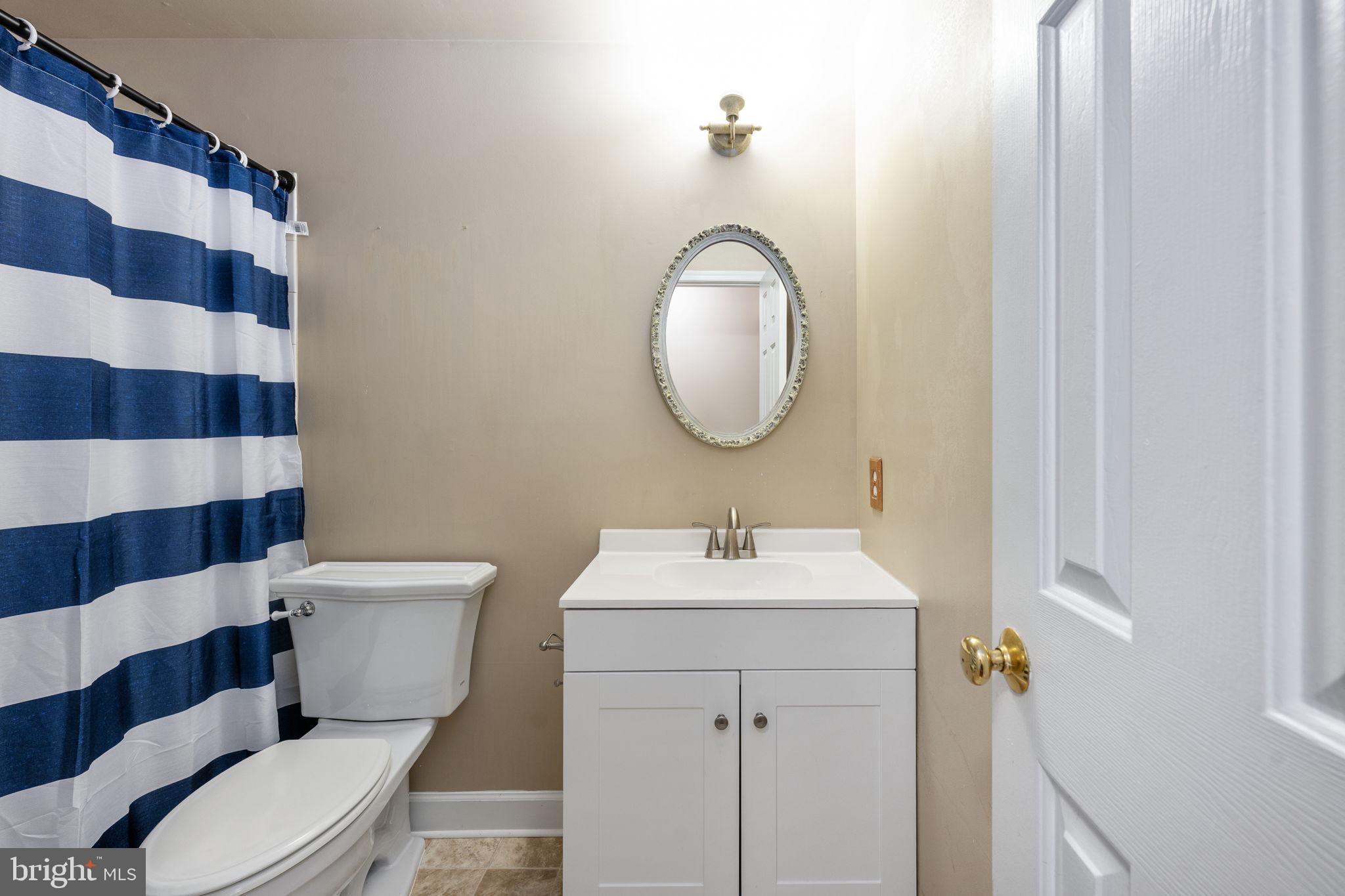 HAMPTON OAKS - Residential