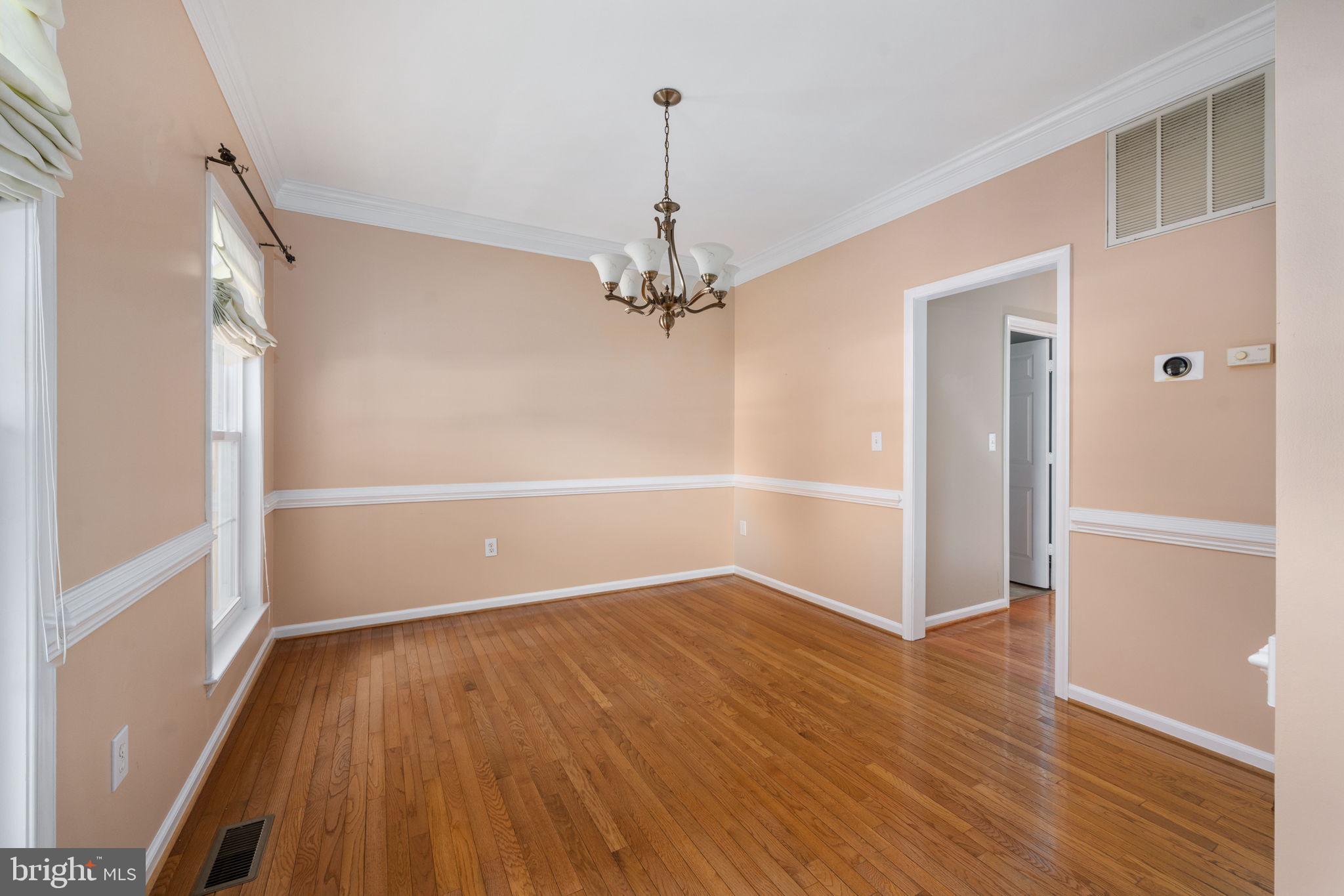 HAMPTON OAKS - Residential