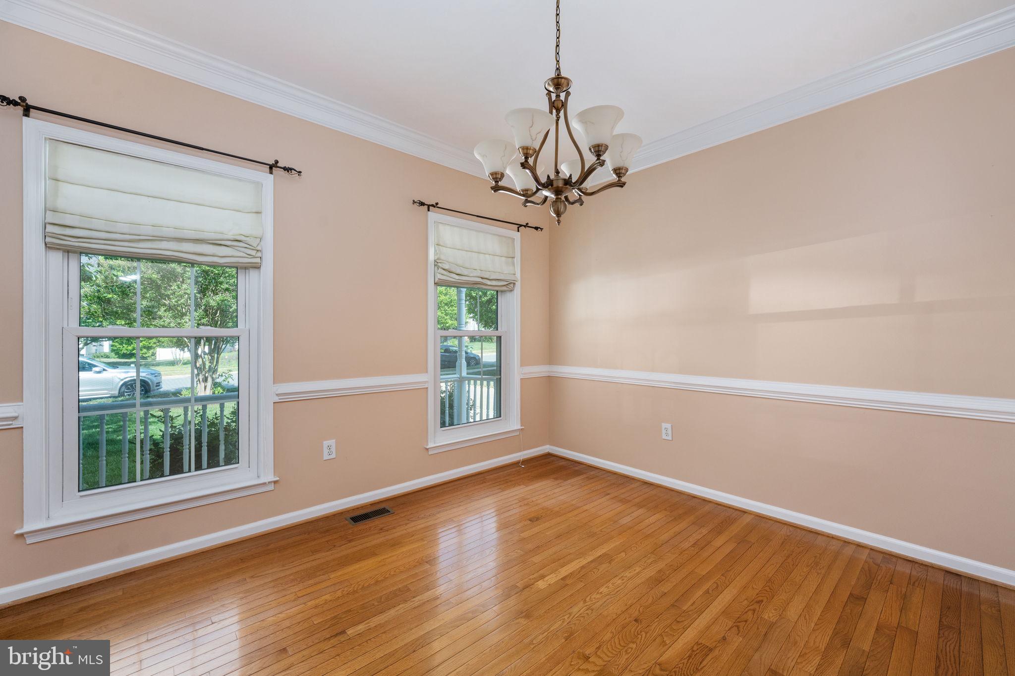 HAMPTON OAKS - Residential