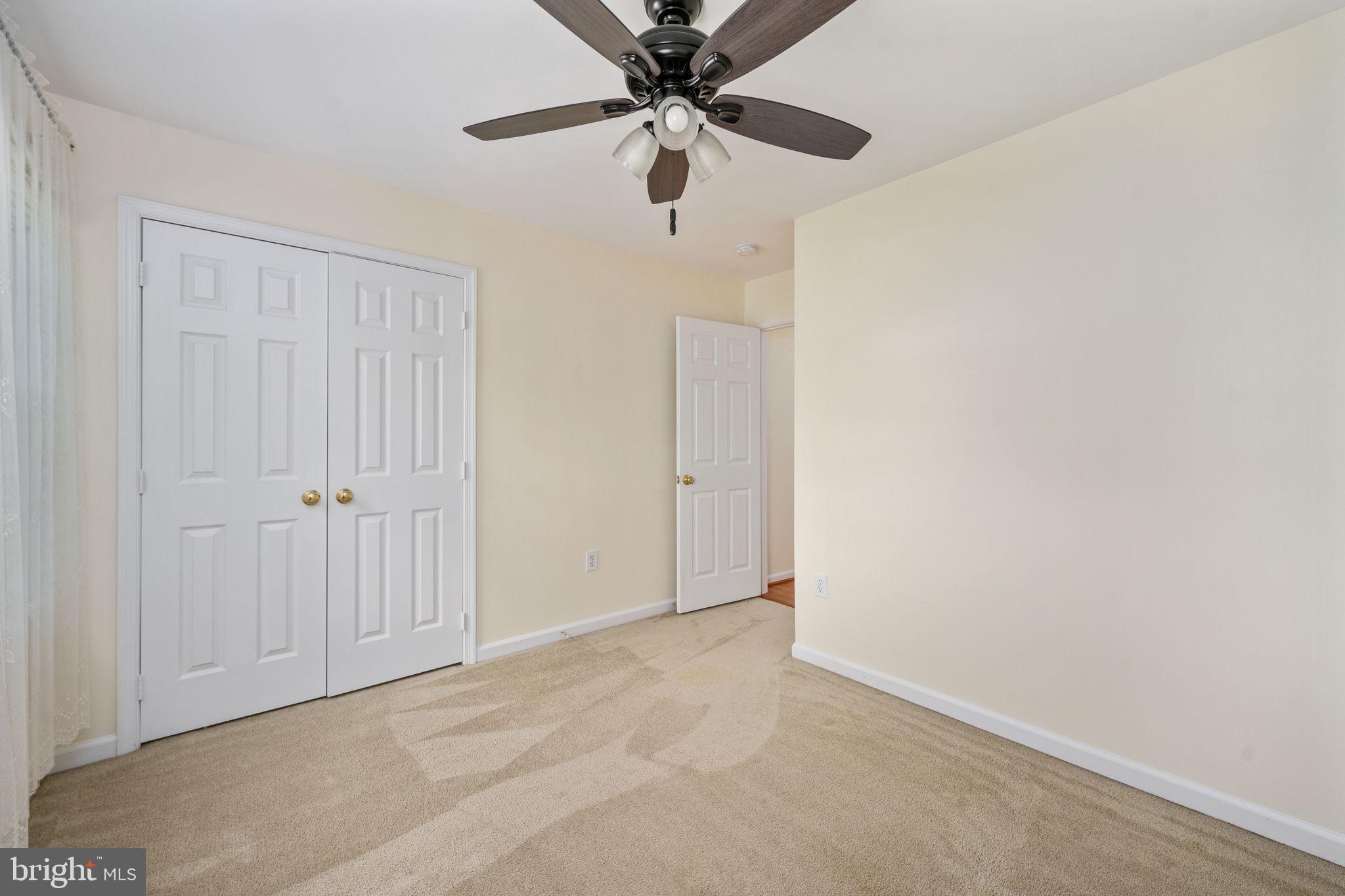 HAMPTON OAKS - Residential