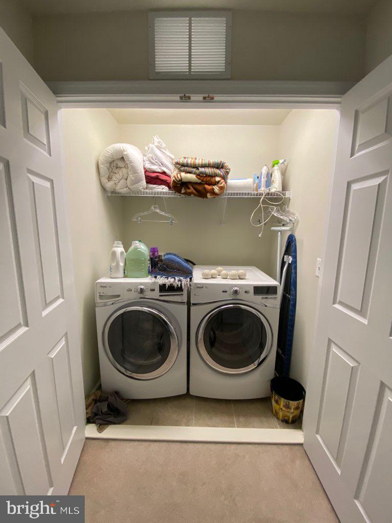 EAST GATE - Residential Lease