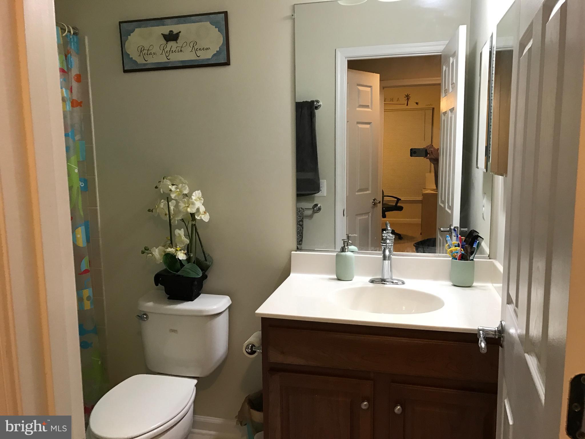 EAST GATE - Residential Lease