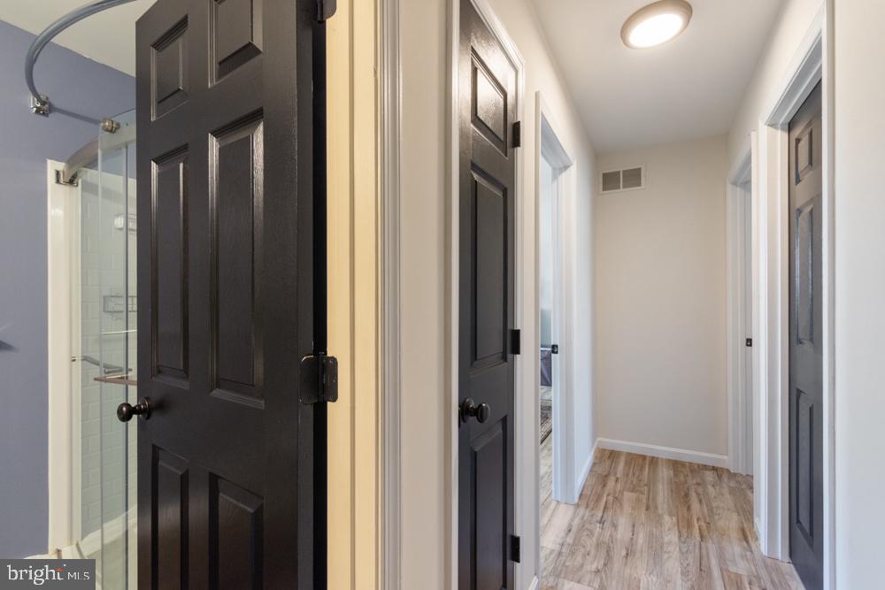 LAKE HERITAGE - Residential