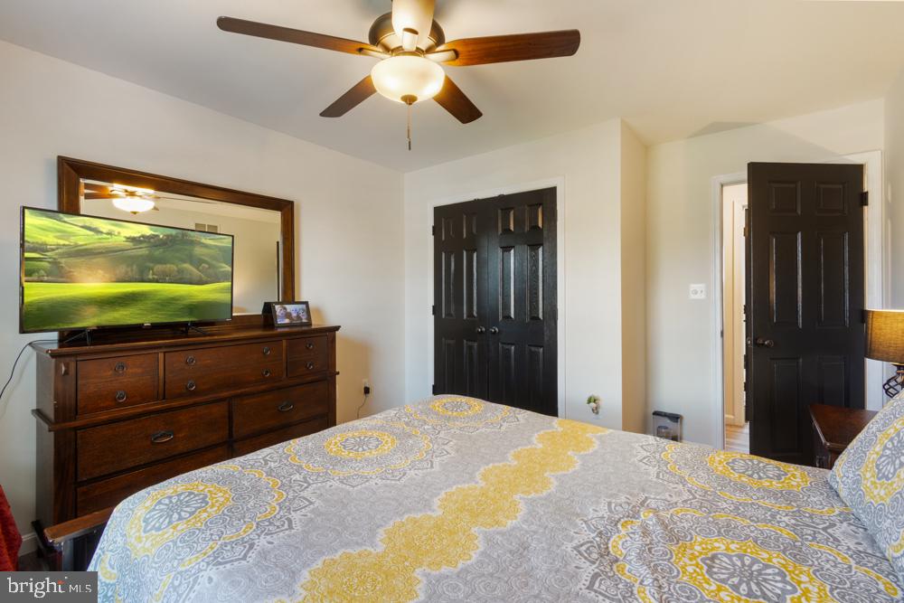 LAKE HERITAGE - Residential