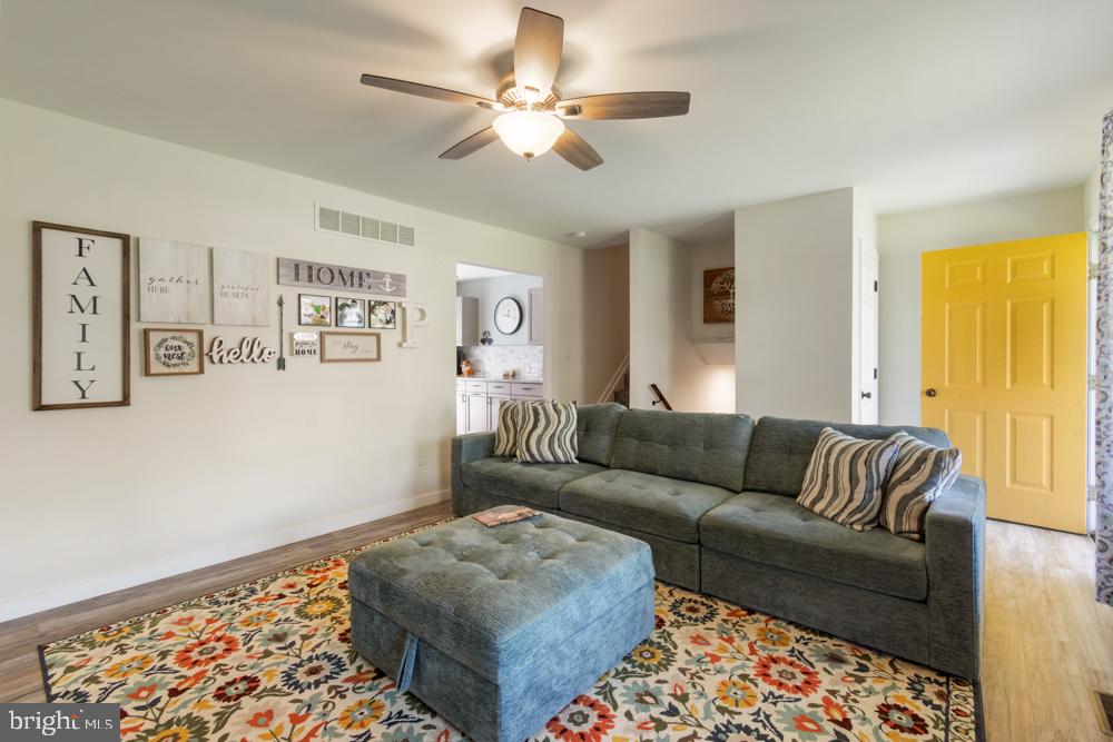 LAKE HERITAGE - Residential