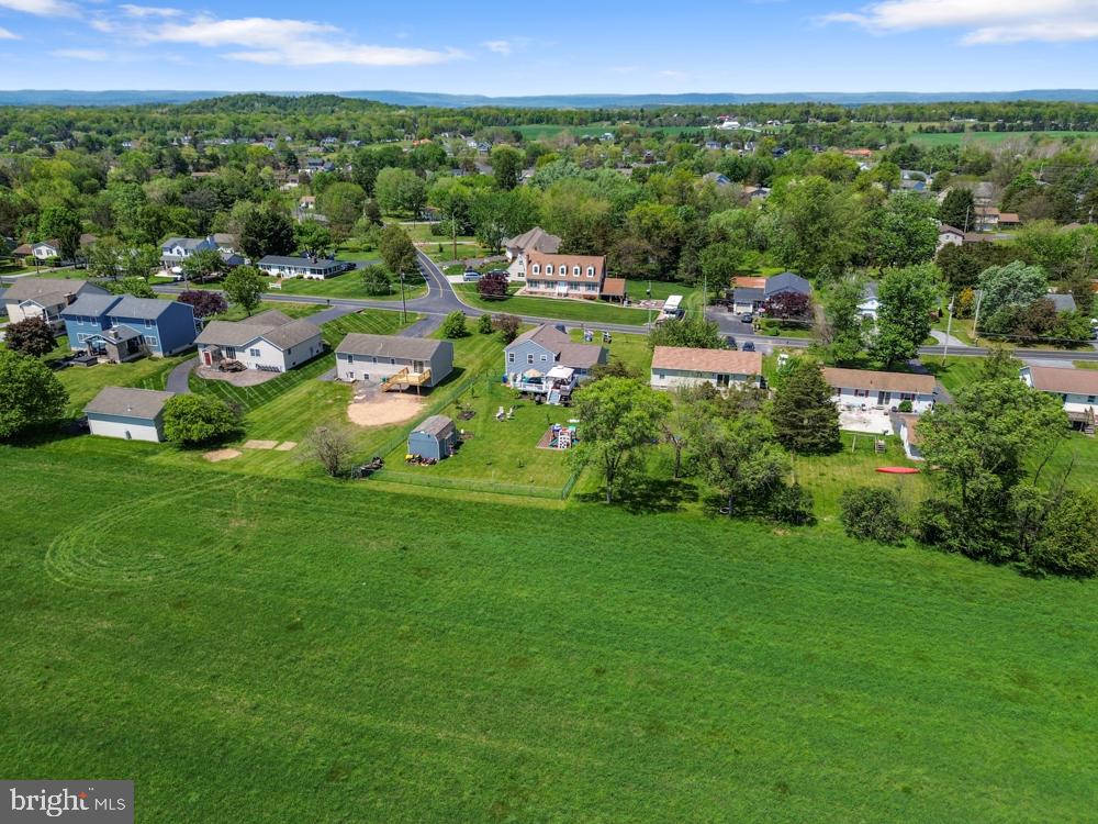 LAKE HERITAGE - Residential