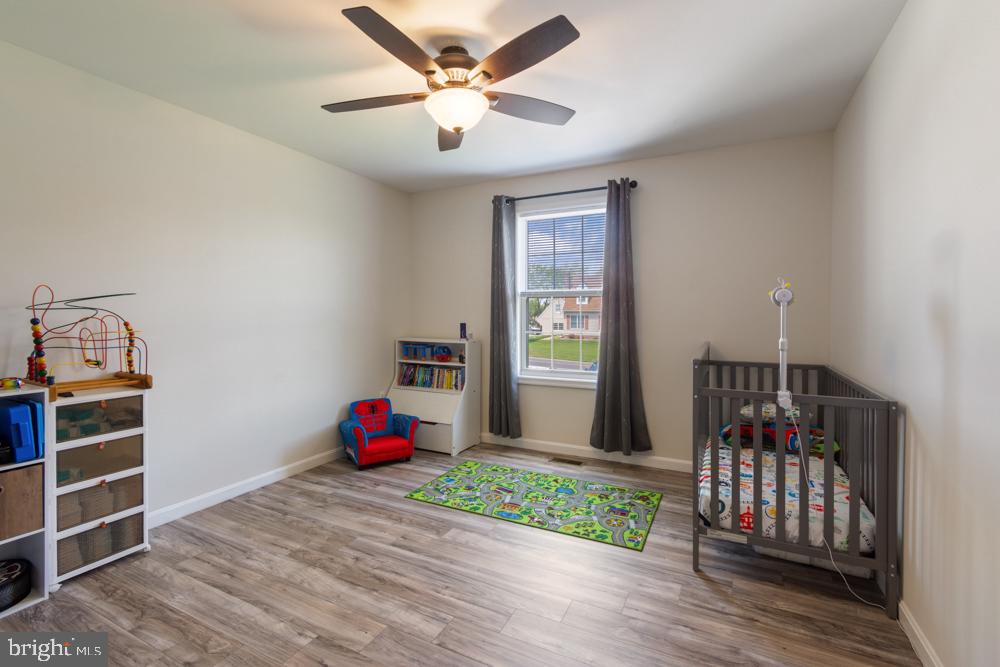 LAKE HERITAGE - Residential