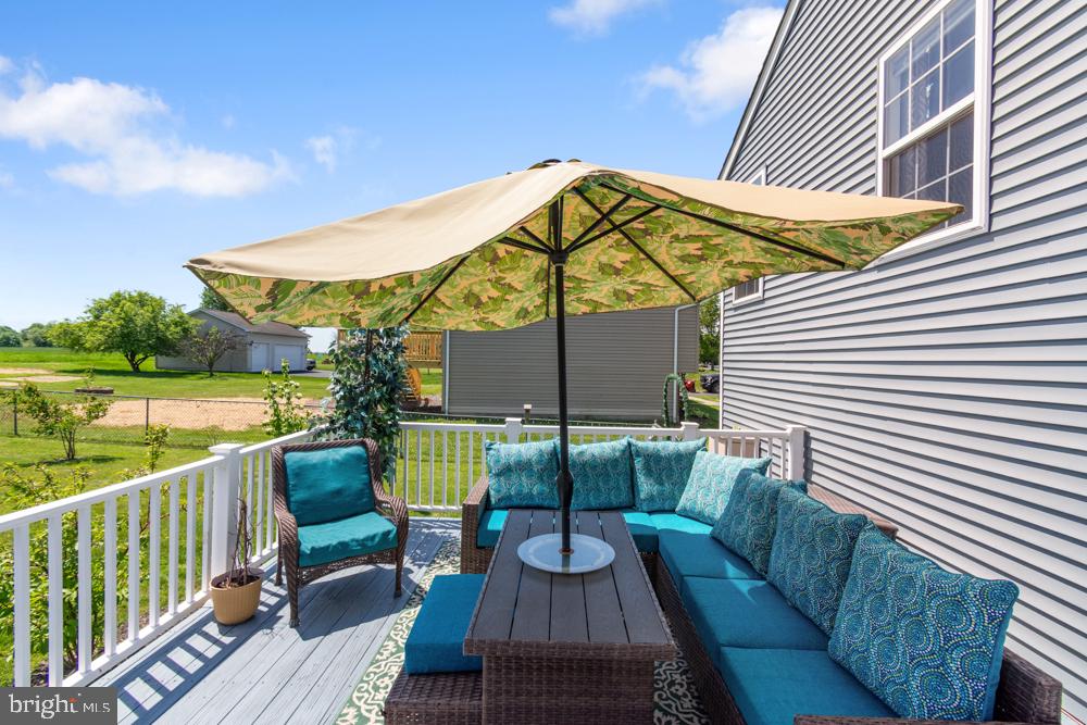 LAKE HERITAGE - Residential