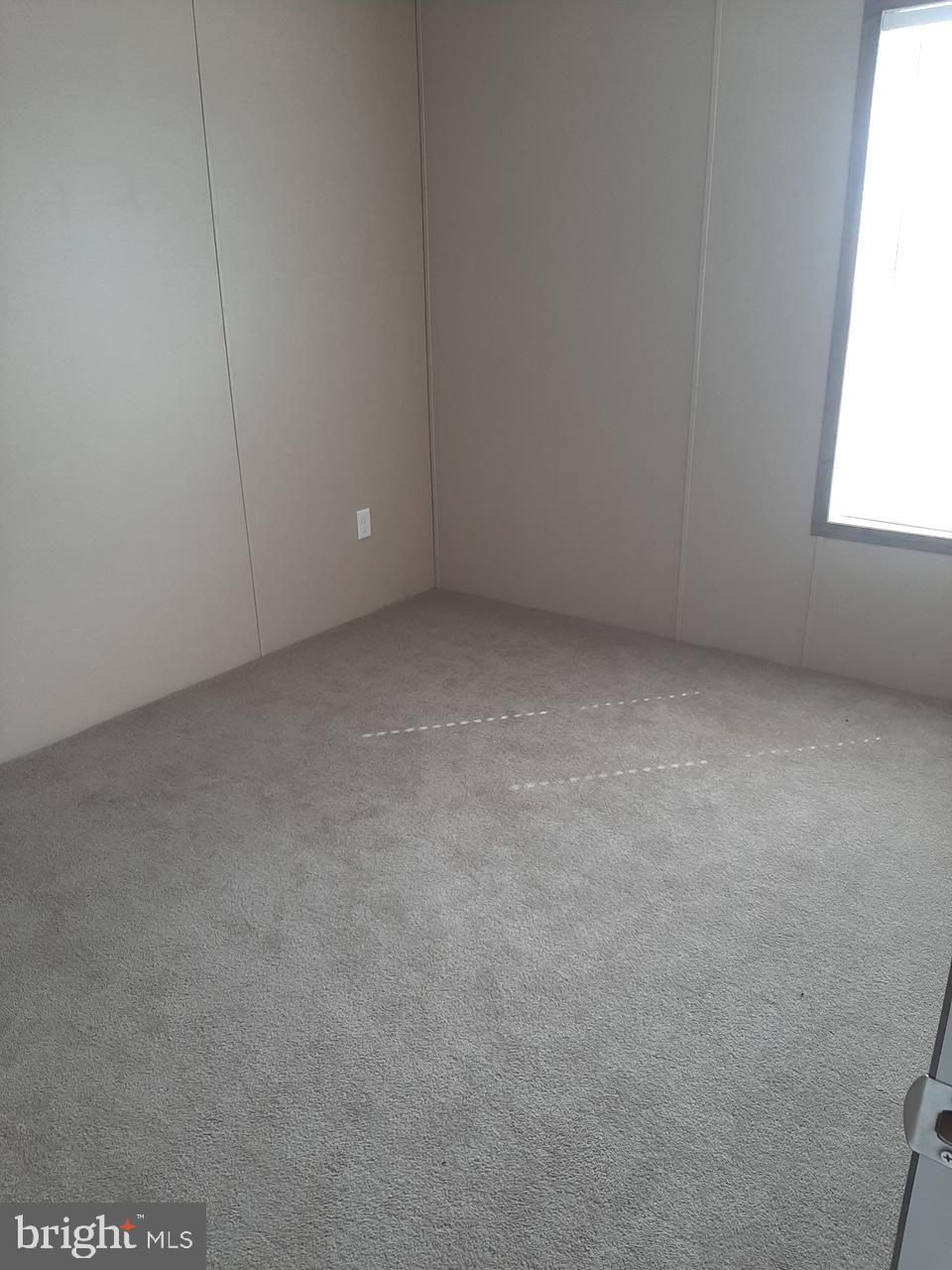 BUSH RIVER MANOR - Residential