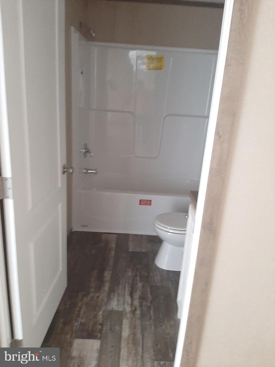 BUSH RIVER MANOR - Residential