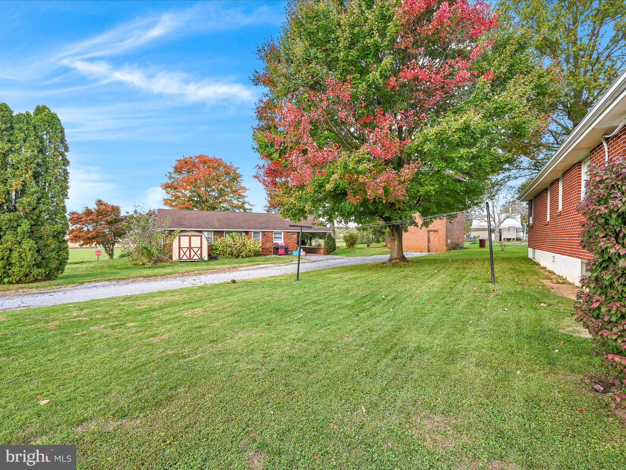 HILLCREST VIEW - Residential