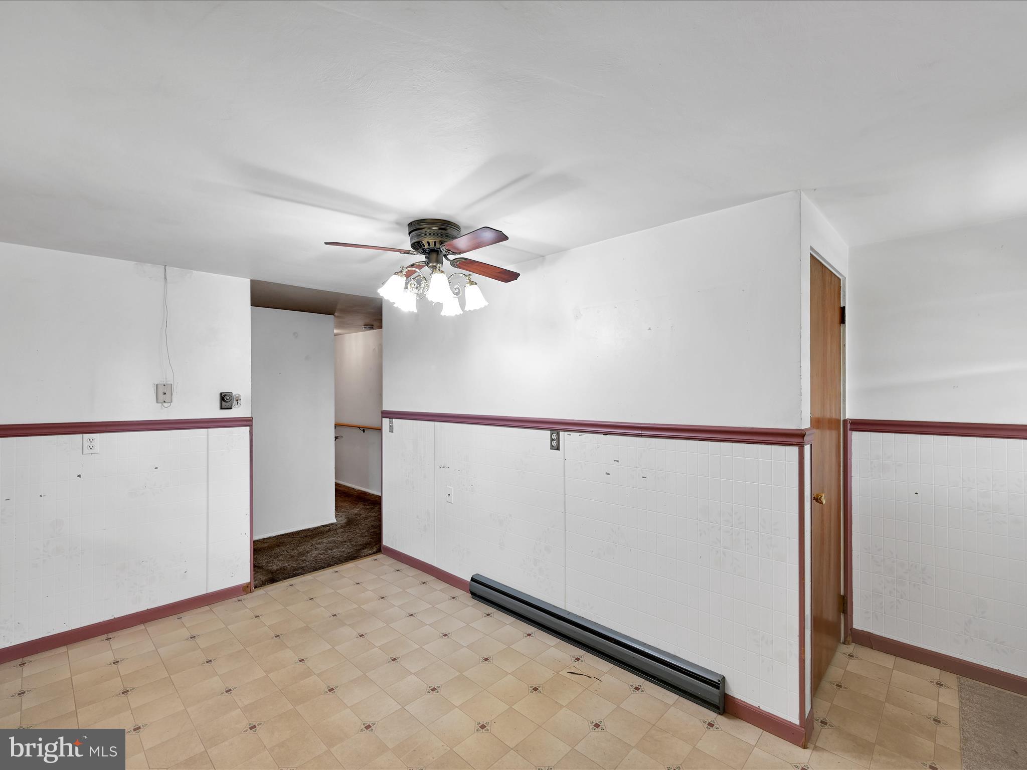 HILLCREST VIEW - Residential