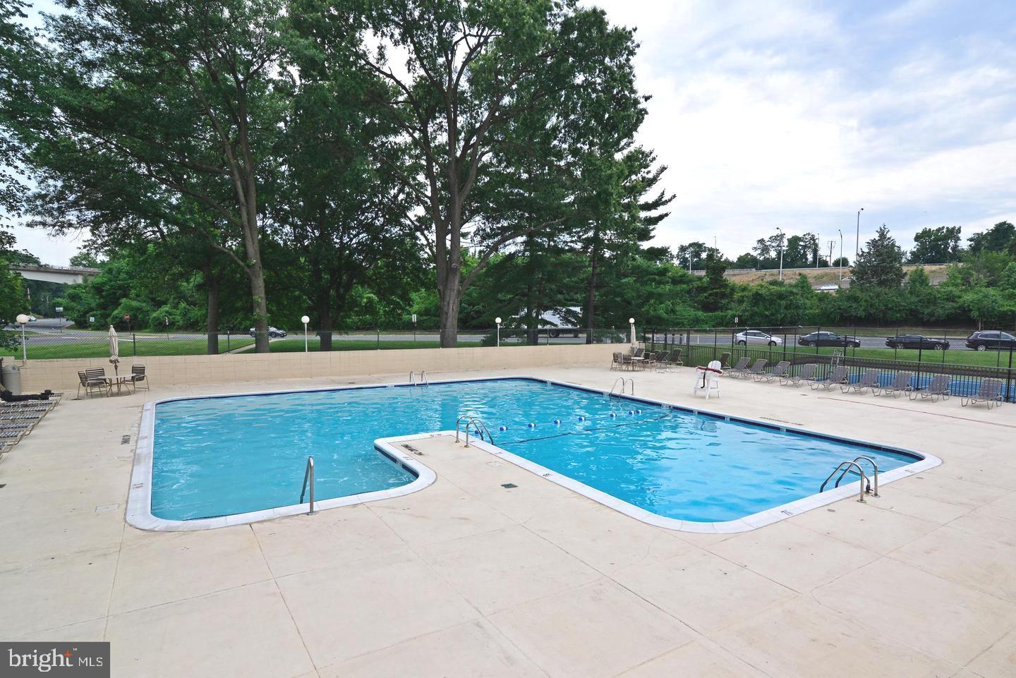 HORIZON HOUSE - Residential Lease