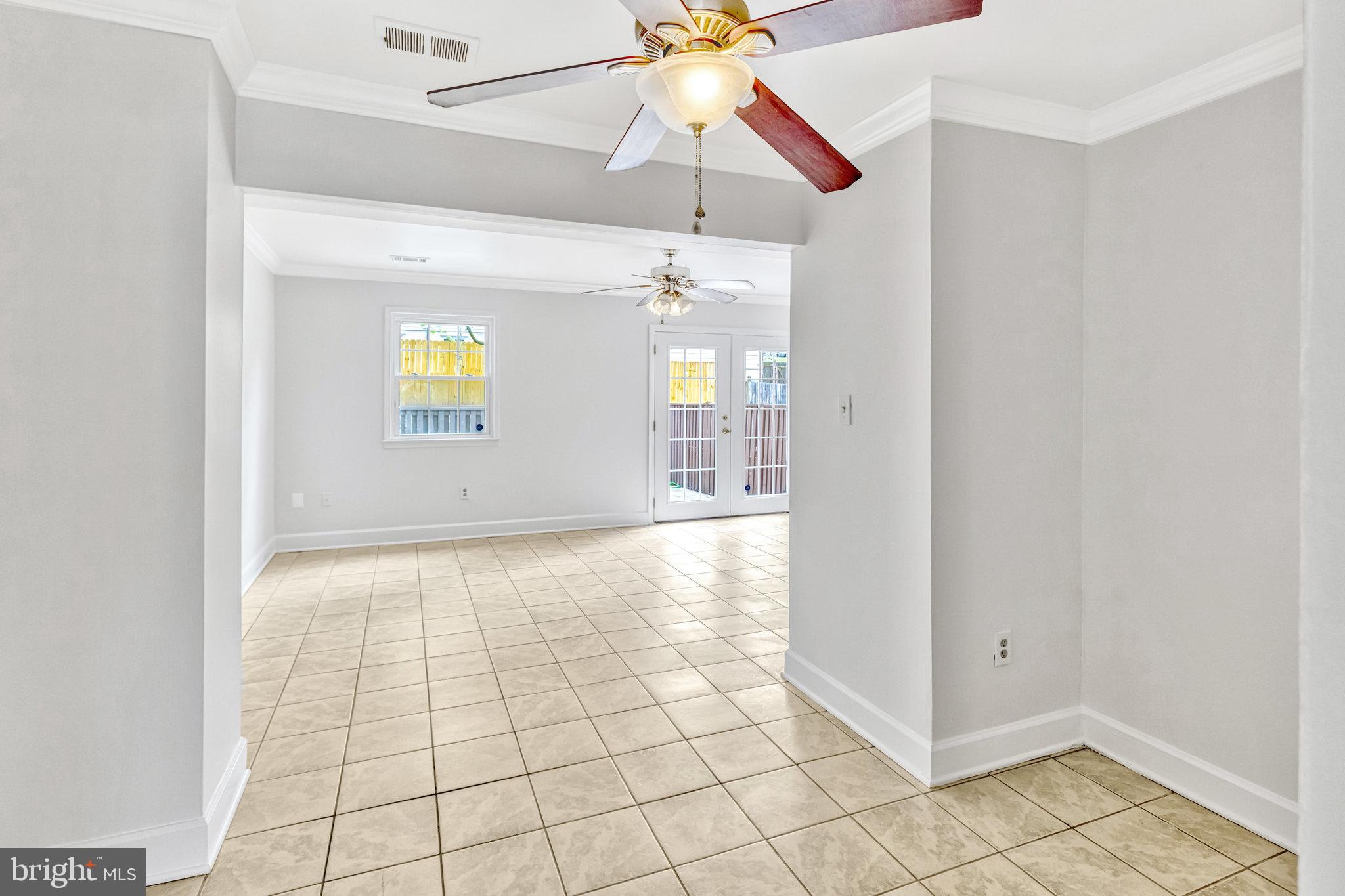 LAKE RIDGE - Residential