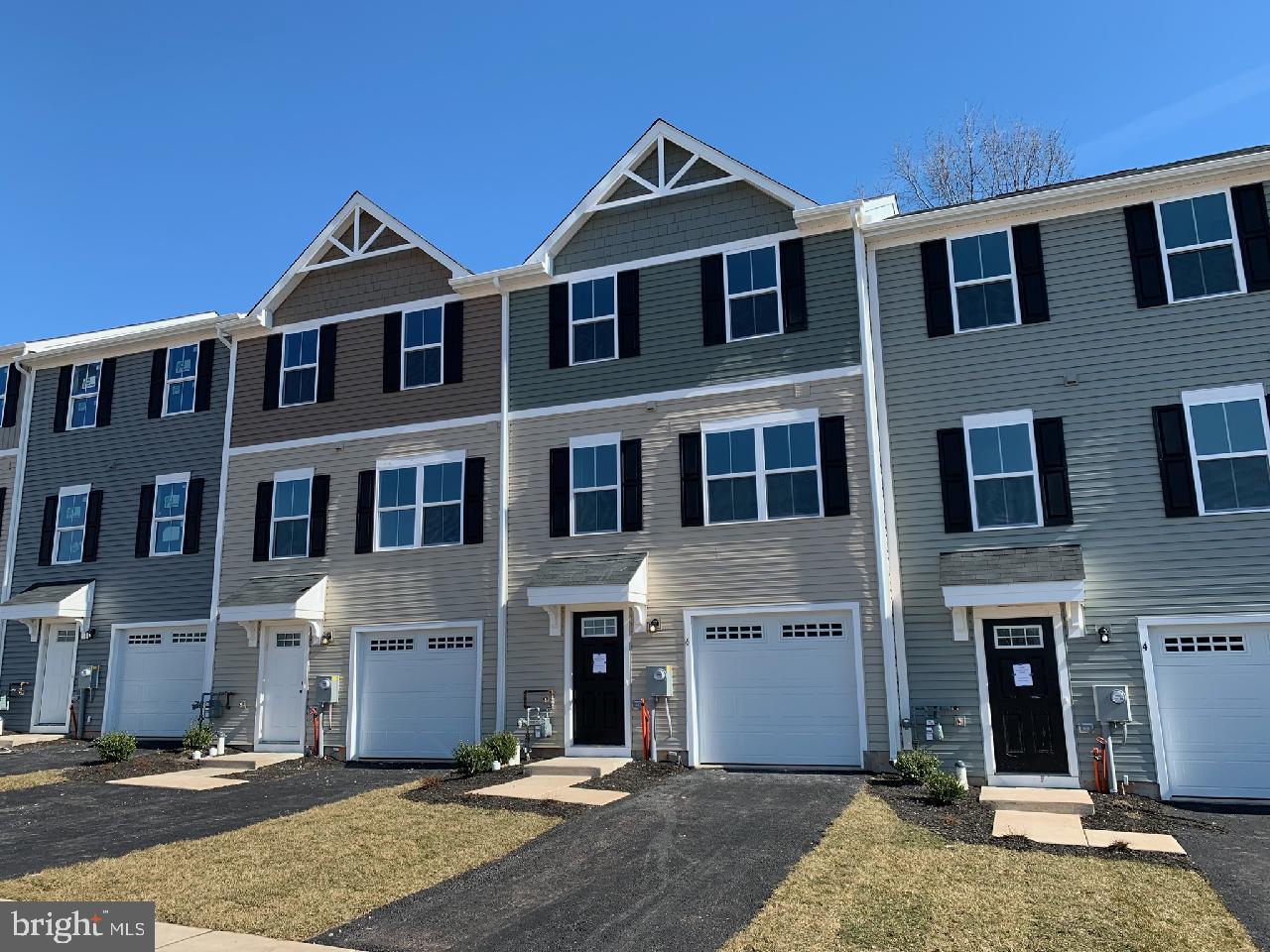 FOXWOOD RIDGE - Residential