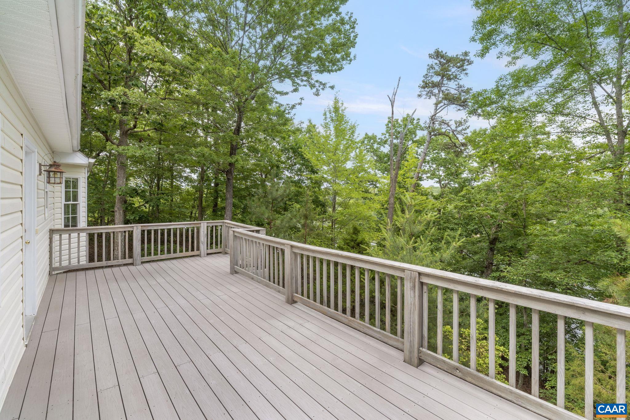 LAKE MONTICELLO - Residential