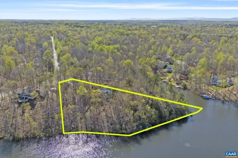 42 Cliftwood Rd, Palmyra, VA MLS: 663466