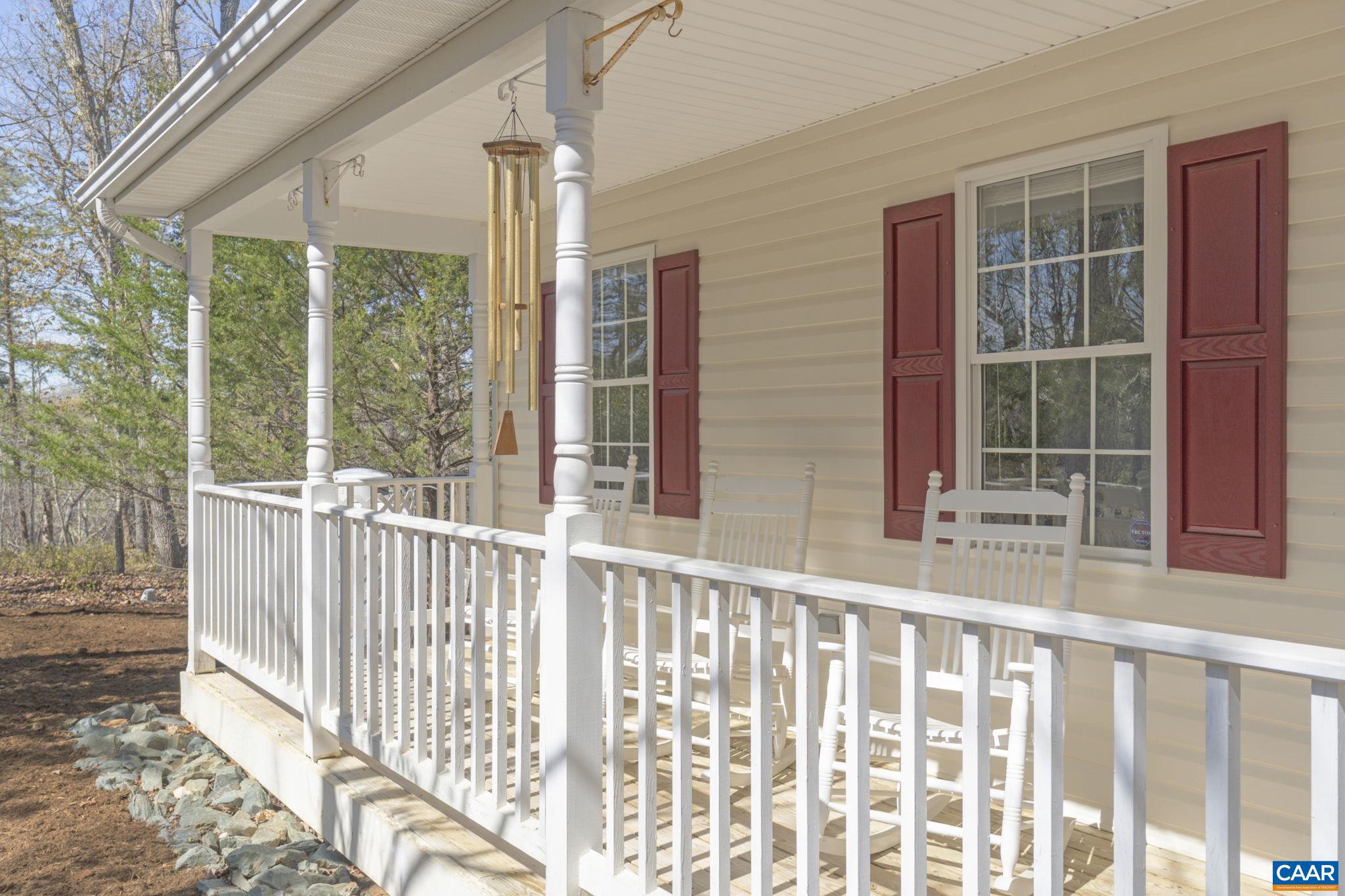 LAKE MONTICELLO - Residential