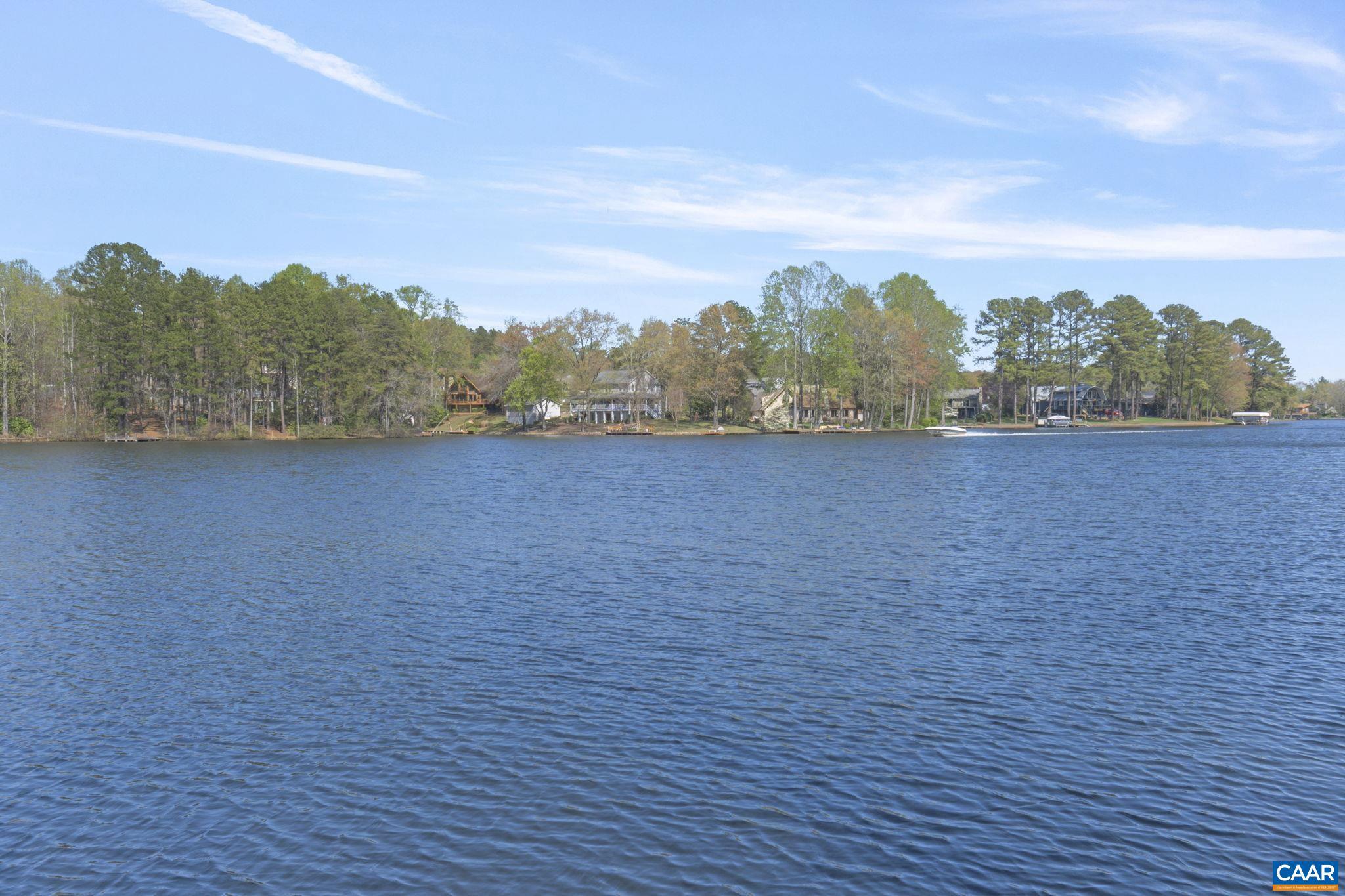 LAKE MONTICELLO - Residential