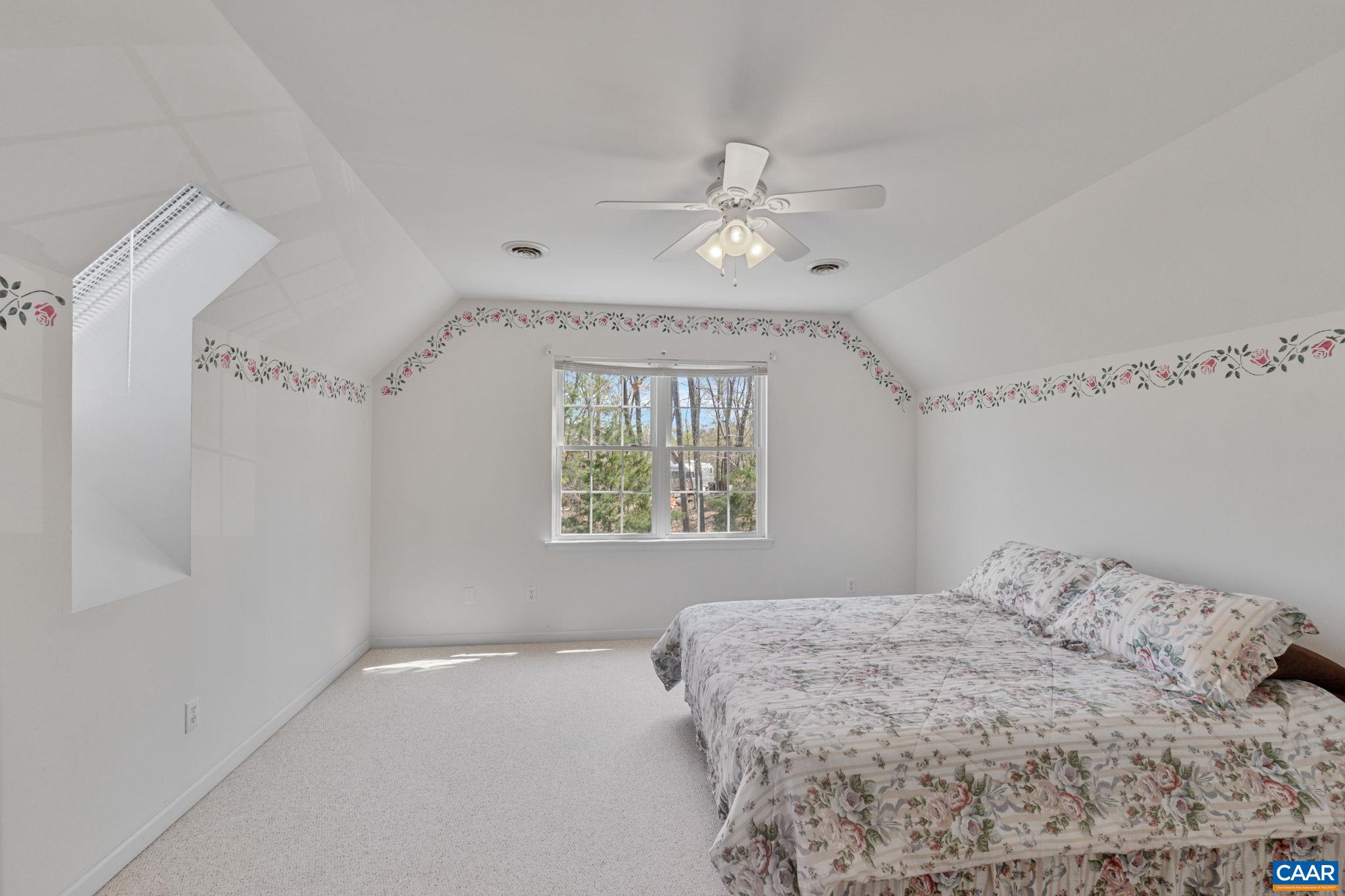 LAKE MONTICELLO - Residential