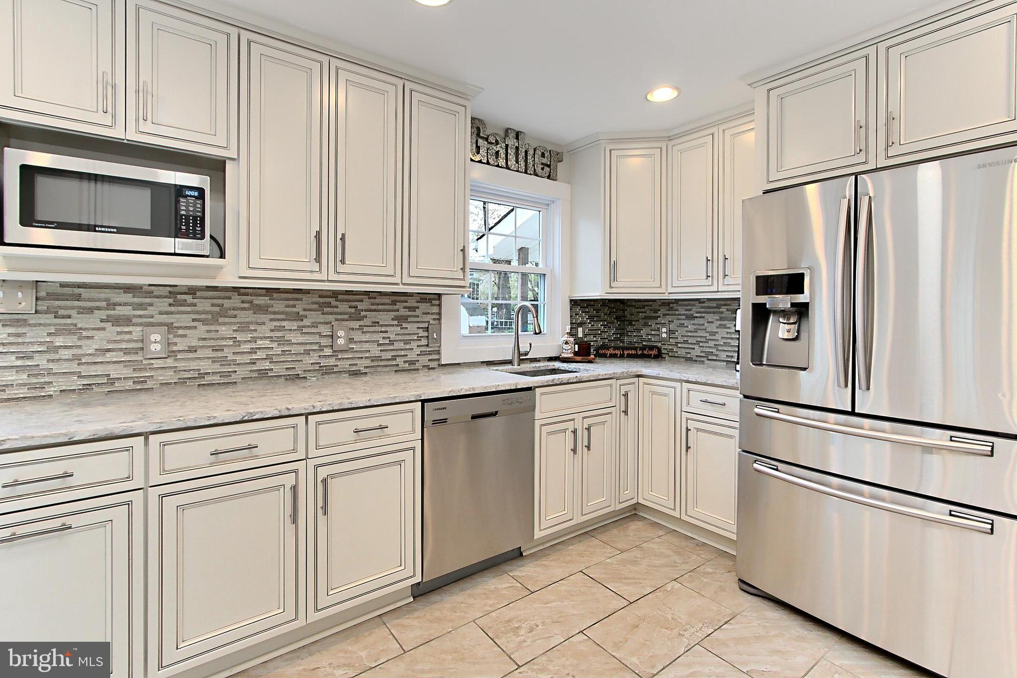 HAYFIELD ESTATES - Residential