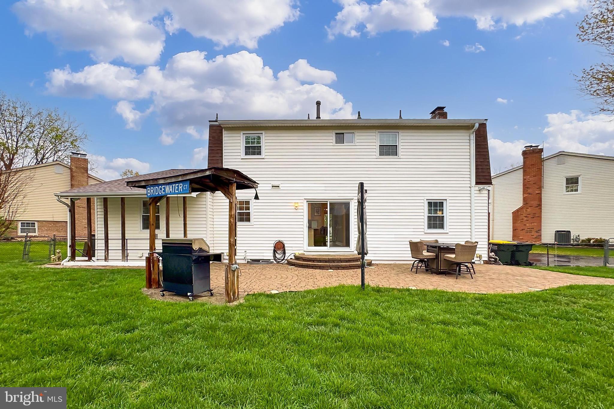 HAYFIELD ESTATES - Residential