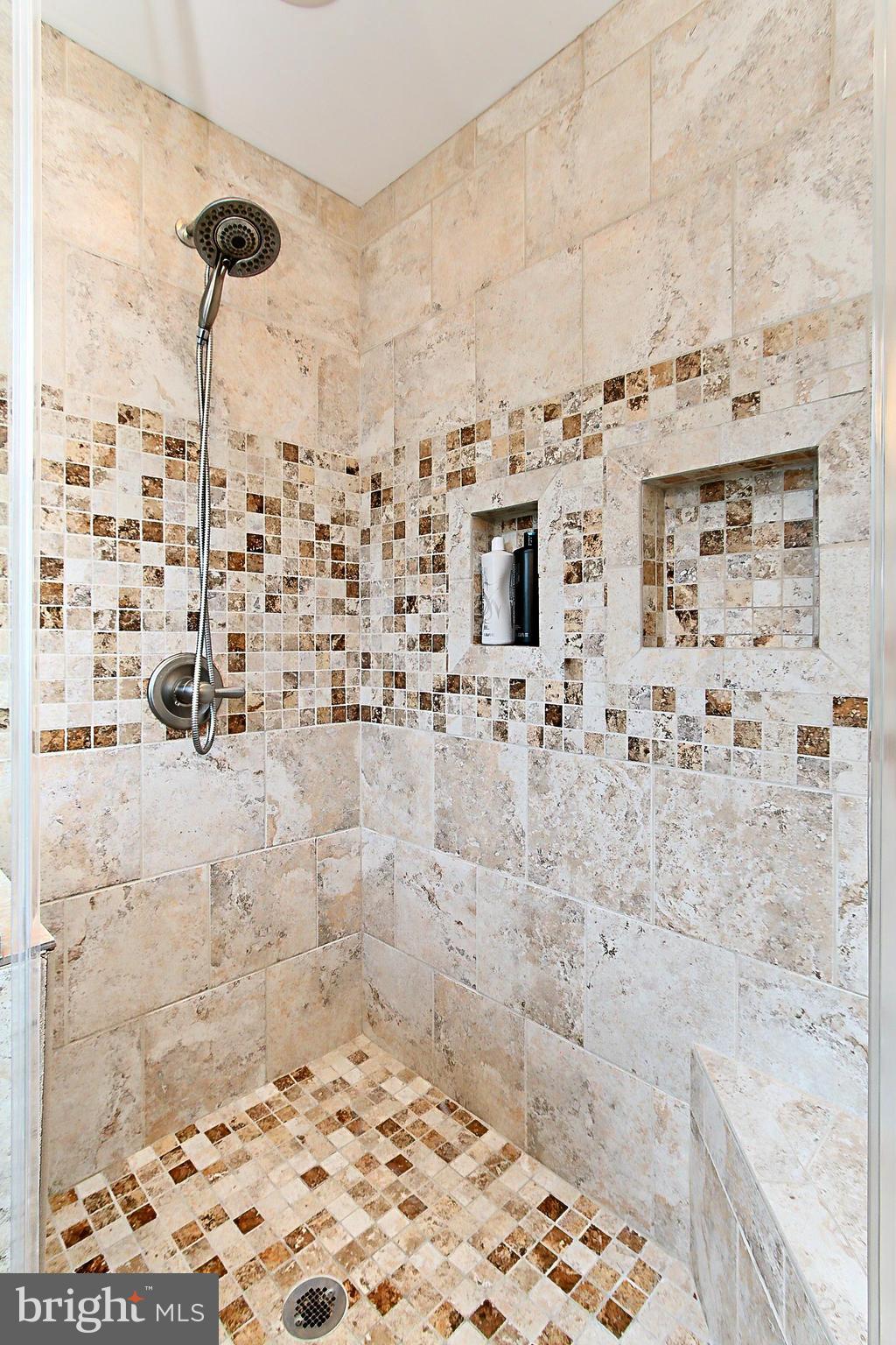 HAYFIELD ESTATES - Residential