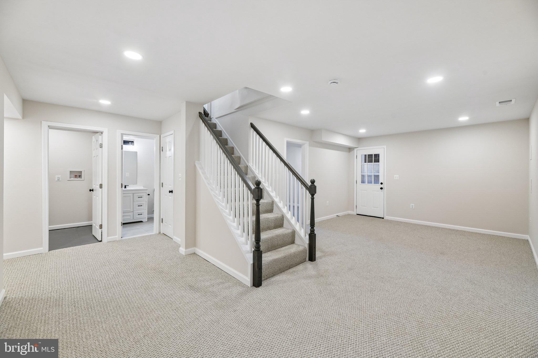 FAIRVIEW - Residential