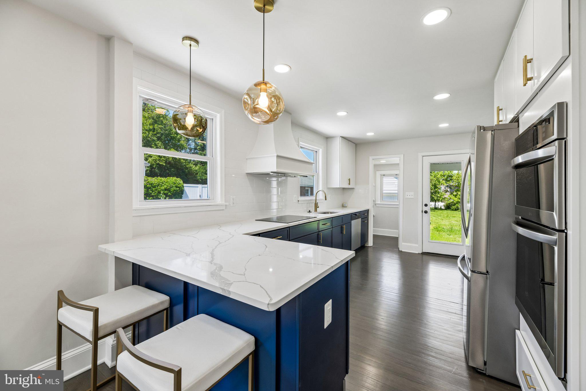 FAIRVIEW - Residential