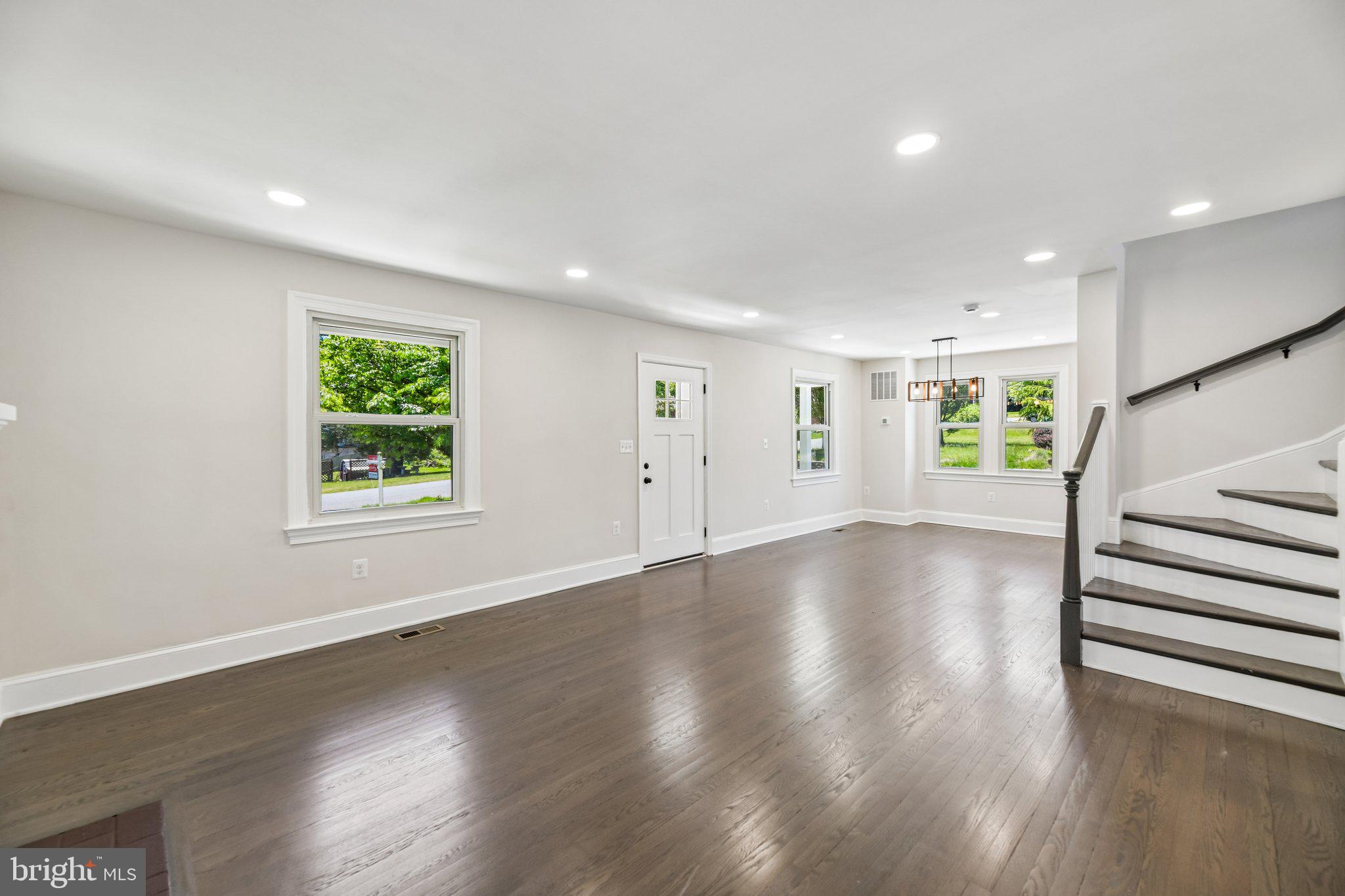 FAIRVIEW - Residential