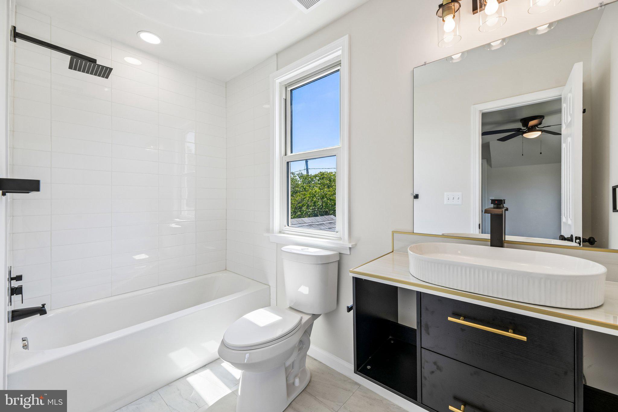 FAIRVIEW - Residential