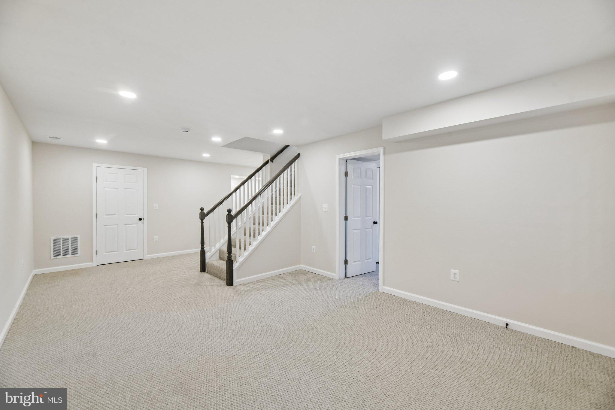 FAIRVIEW - Residential