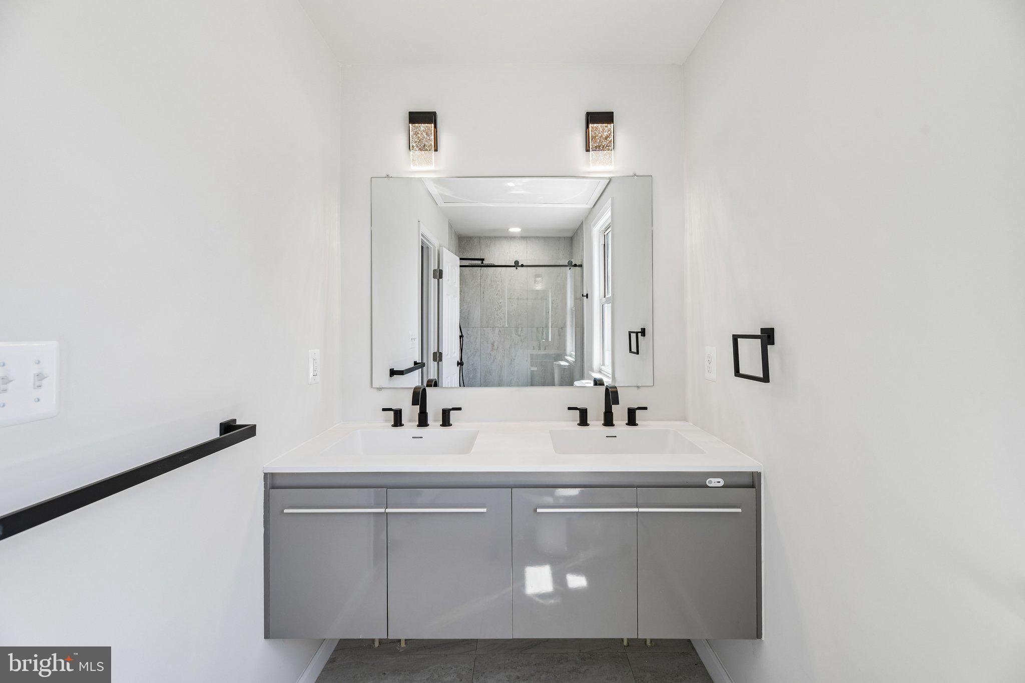 FAIRVIEW - Residential
