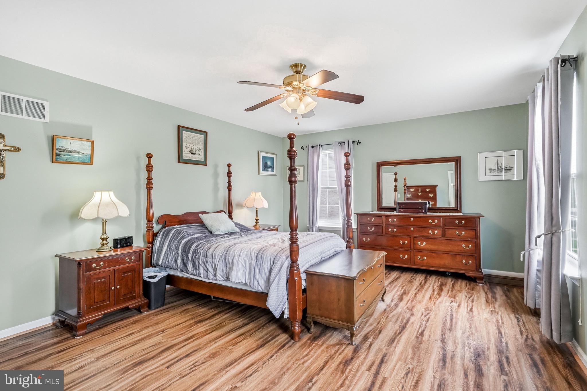 RIDLEY PARK - Residential