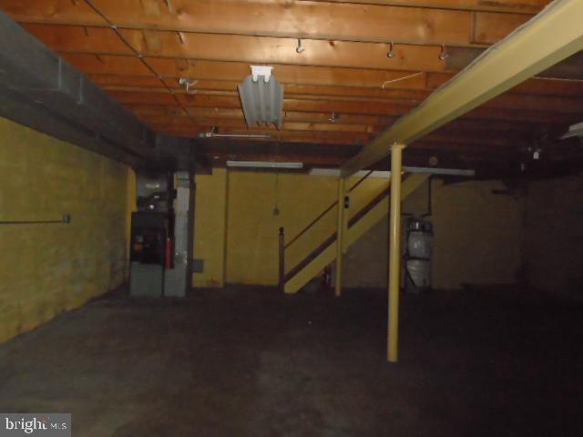 MIDDLE RIVER - Residential