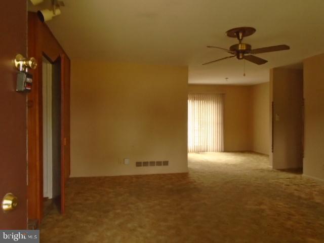 MIDDLE RIVER - Residential