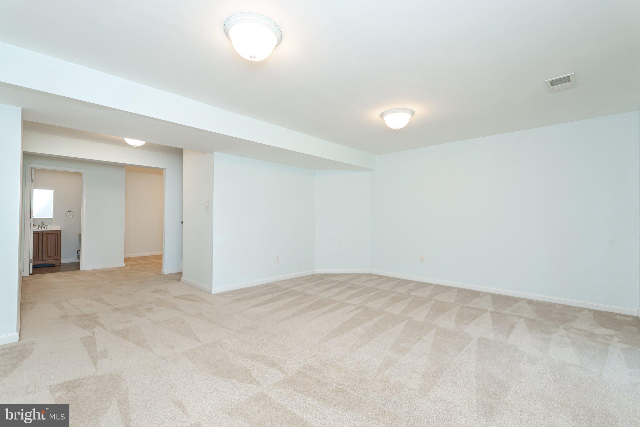 MADDEX FARM - Residential