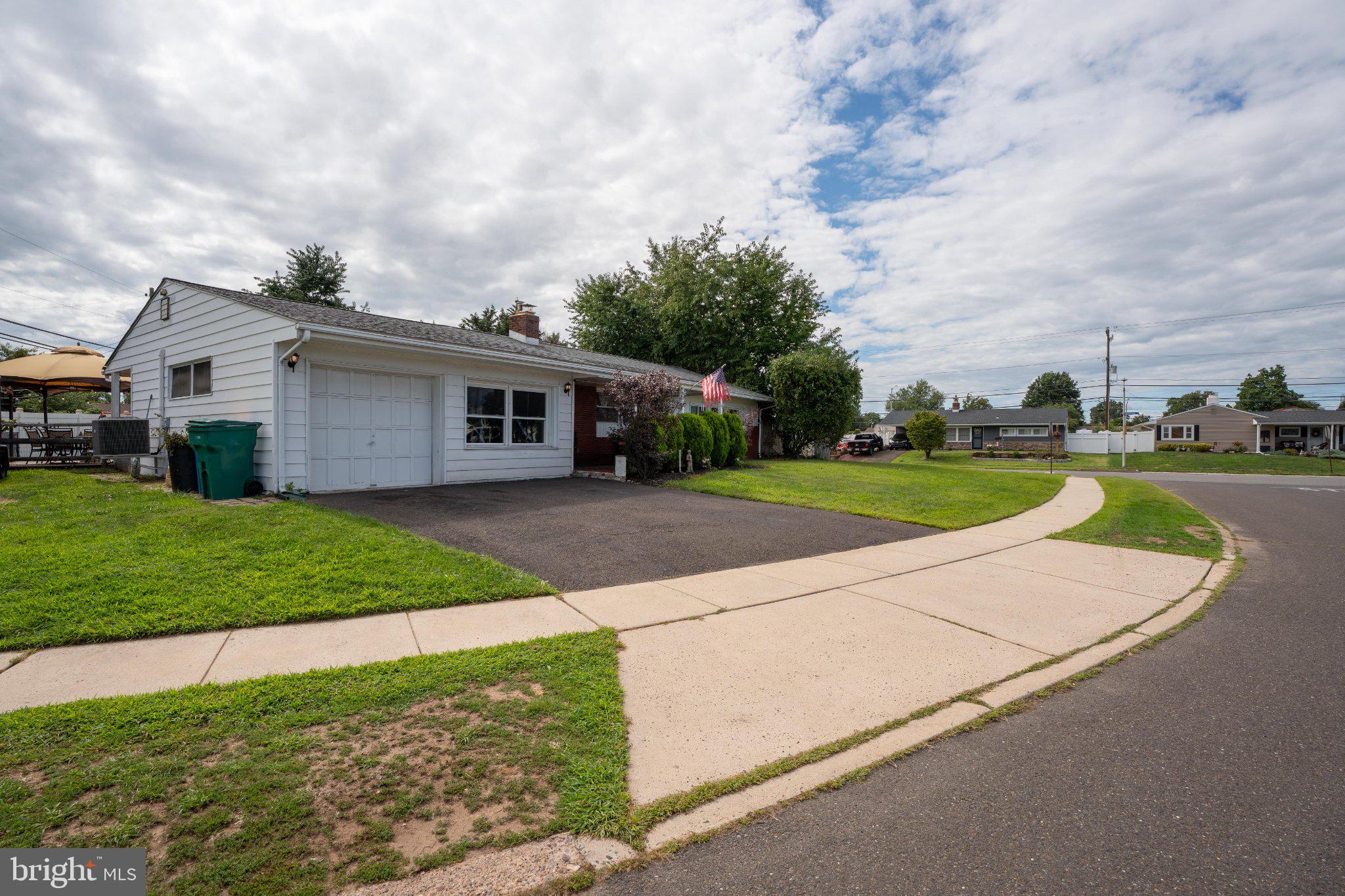 35 SPIRAL LANE
