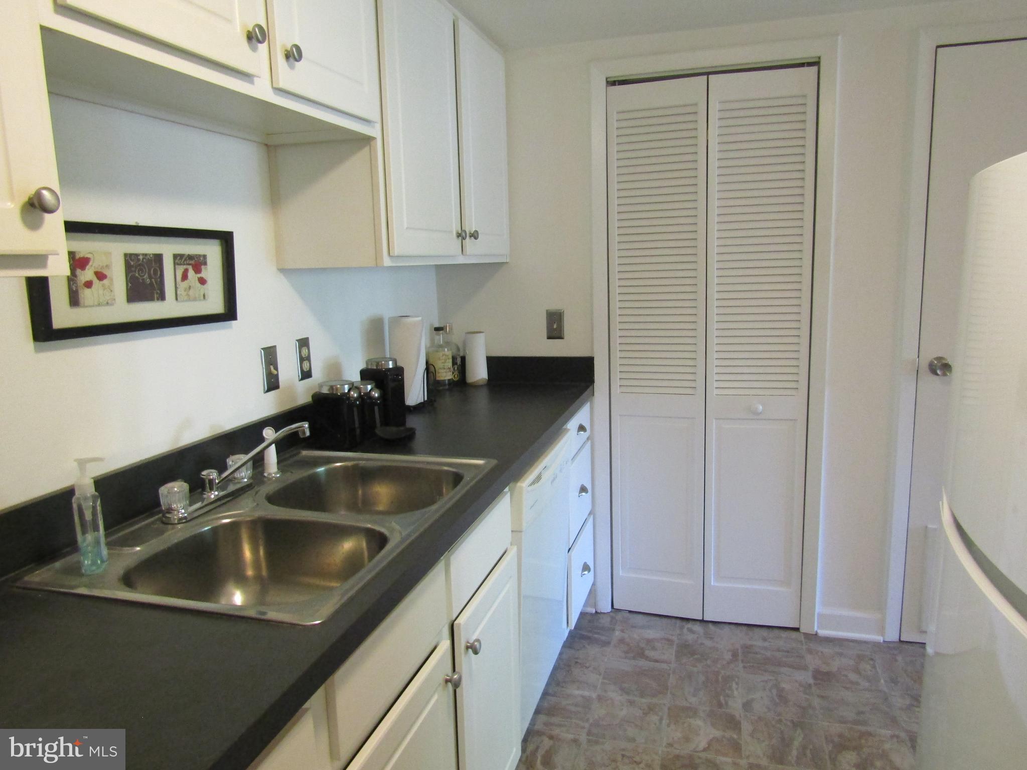 BAY COUNTRY VILLAGE - Residential Lease