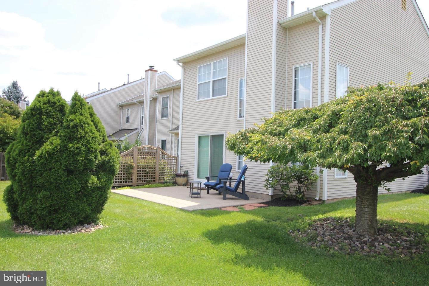 36 HONEY LOCUST LANE