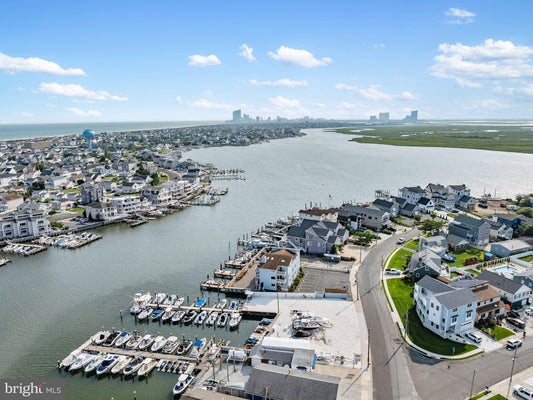 444 W SHORE DR APT 4, BRIGANTINE, NJ 08203 - Image 117d08321d02b9bf4fa59bea02b07f2c/1187188410