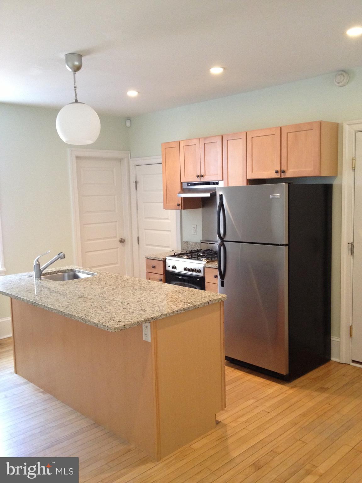 324 S JUNIPER STREET 2ND FLOOR