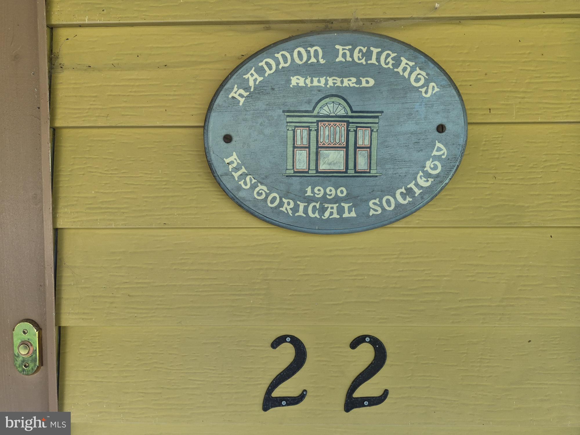 22 7TH AVENUE