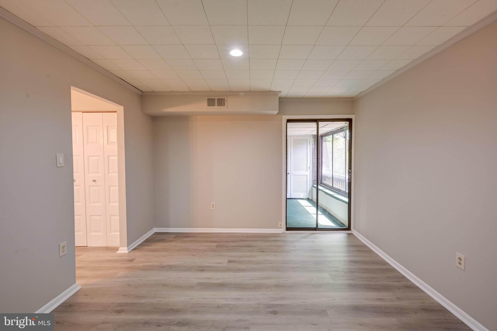 RUNNING BROOK - Residential