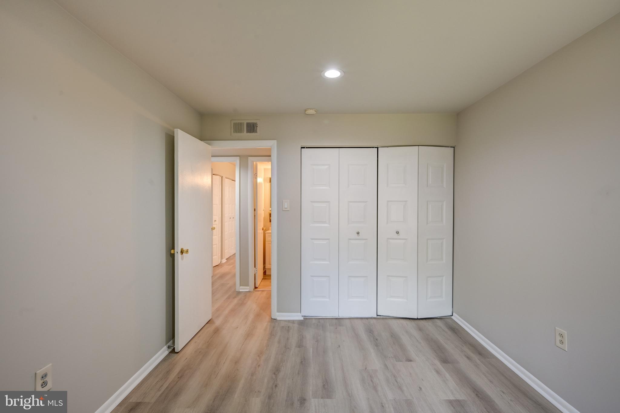 RUNNING BROOK - Residential